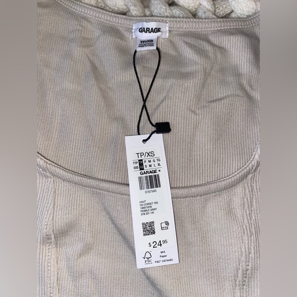 Garage Cropped Tee - Picture 3 of 3